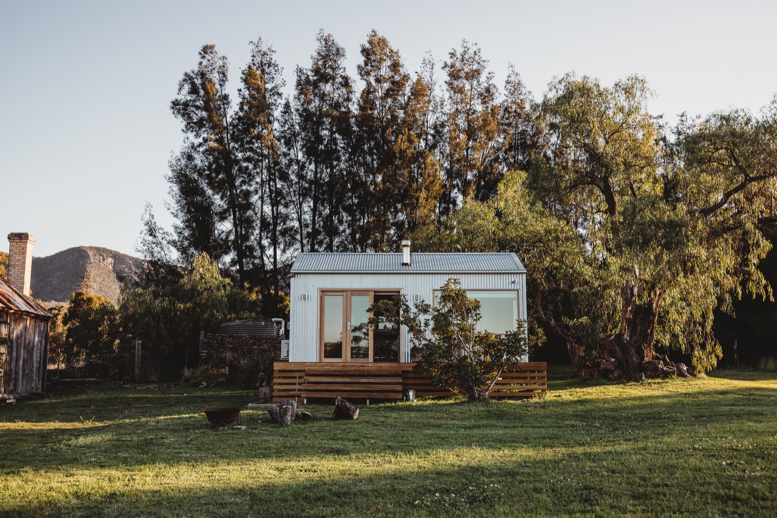 Zinc Studio prefab cabin